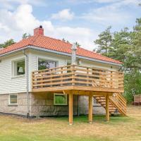 Amazing home in Vestery with 3 Bedrooms and WiFi, hotell i Rød