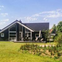 Stunning Home In Krems Ii-warderbrck With 3 Bedrooms And Sauna