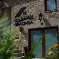 Casa de Campo Gracinda، فندق في Tourém