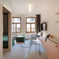 Goldengel Design-Suiten Frieda Maria im Herzen von Kaltern, hotel v destinácii Caldaro