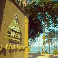CWEZI BY THE LAKE, готель у місті Ентеббе