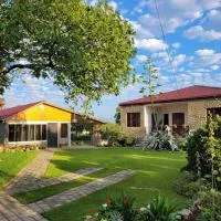 VILLA TAMARISI, хотел в Rokit'i