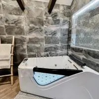 Amber House Deluxe, hotel ad Agluonėnai