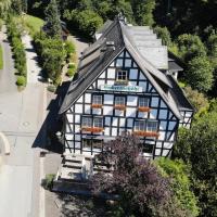 Hotel & Gasthof Hubertushöhe - Ihr Hotel für Urlaub mit Hund – hotel w dzielnicy Latrop w mieście Schmallenberg