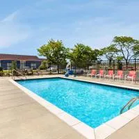 Super 8 by Wyndham Lenexa Overland Park Area/Mall Area, ξενοδοχείο σε Lenexa