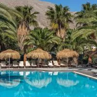 멜테미 빌리지 호텔(Meltemi Village Hotel)