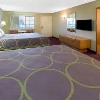 Super 8 by Wyndham Crescent City, ξενοδοχείο σε Crescent City