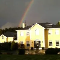 Viesnīca Avarest Bunratty B&B pilsētā Banrati