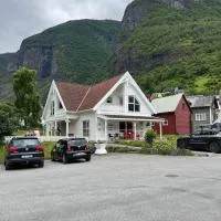 Undredal Fjord Apartments, hotel em Undredal