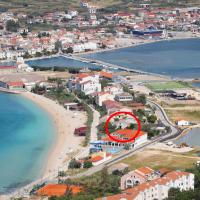 Apartments by the sea Pag - 13821, Hotel in Pag