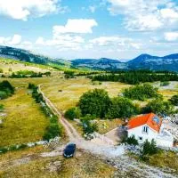 Kuća za odmor Zarja, hotel en Jarkovište