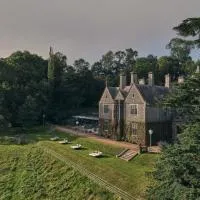 Wildhive Callow Hall، فندق في أشبورن