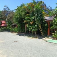 Pina House, hotel in Kep