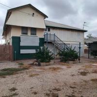 19 Cobb Lane, hotel near Winton Airport - WIN, Winton