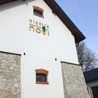 Winnica NOVI - apartamenty, hotel sa Cianowice Duże