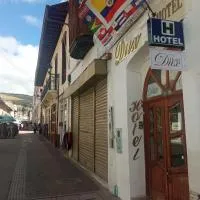 HOTEL DUX, отель в городе Тунха