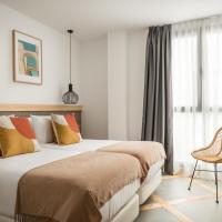 La Sal by Pillow