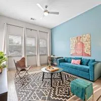 Vivant - Modern & Chic 1BR Luxury Apts Close to Downtown & Airport