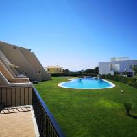 House J S&atilde;o Rafael - By Bedzy, Hotel in Albufeira