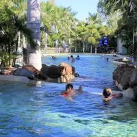 Aussie Outback Oasis Holiday Park, hotel v destinaci Charters Towers