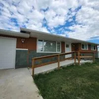 Feel at home, Country style family house., hotel en Magrath