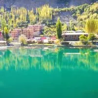 Tibet Hotel, viešbutis mieste Skardu