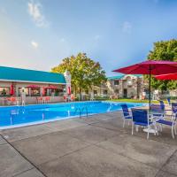 Cayuga Blu, hotel near Ithaca Tompkins Regional Airport - ITH, Ithaca
