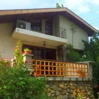 СПА къща за гости Каза Роза - Swiss Style Chalet Casa Rosa SPA Guest House, отель в Кюстендиле