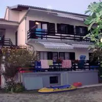 Apartments Jurlina, hotelli kohteessa Seline