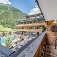 Hotel Weisses Lamm، فندق في سي