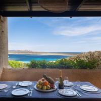 VILLA LA PELOSA WiFi,VIEW AND FREE PARKING, hotel i Stintino