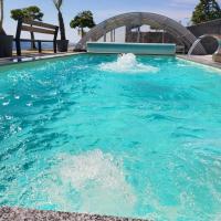 Three Stars Luxury House ART-PE with pool and SPA pool