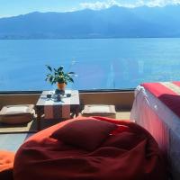 Super Invincible All Seaview Villa, hotel en Erhai Lake, Dali
