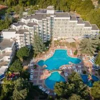 Hotel Laguna Garden, готель в Албені