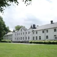 Sainte-Ode में, होटल Petit château de Beauplateau