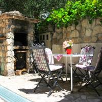 Apartments by the sea Makarska - 15200 &ndash; hotel w Makarskiej