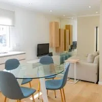 The Modern 1385 Apartment، فندق في باتالها