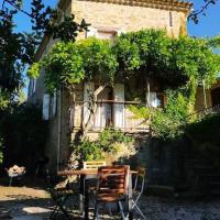 Elégante maison des Baronnies avec grand jardin