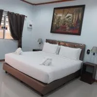 Tong Chang Resort, hotel i Chumphon