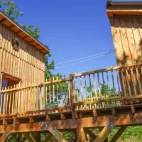 Au coeur de nos bois, hotel em Battut