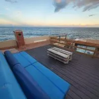 Casa encima del Mar, parquing, 4 patios, idilico, hotell i El Escobonal