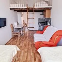 Apartament Obrońców Pokoju 6، فندق في أوباتوف