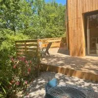 Chalet Cocoon, viešbutis mieste Laroque