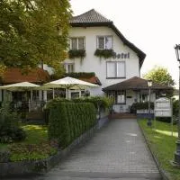 Hotel Brielhof، فندق في هشينغن