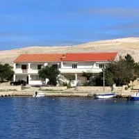 Apartments by the sea Kustici, Pag - 6355, ξενοδοχείο σε Kustici