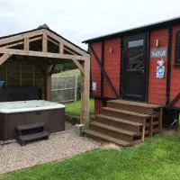 Stunning railway carriage with private hot tub, hotel u gradu Hereford
