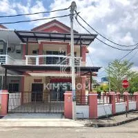 Kim’s Home - Homey At Your Stay, hotel i Nibung Tebal
