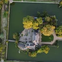 Les Douves, hotel i Onzain