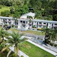 Dukes Plantation Retro Motel, hotel em Tyndale