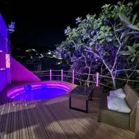 Aprosmeno House 3 With Private Pool، فندق في أغروس